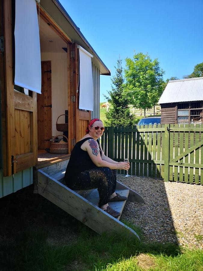 The Llama Hut Kirklevington Exteriör bild